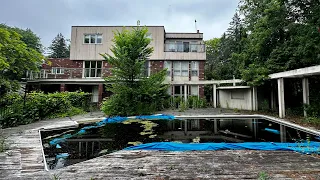 I FOUND A CASINO MOGUL’S ABANDONED $9,000,000 1970’s DREAM MANSION