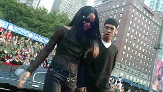 Aaliyah Arriving To 1999 MTV Video Music Awards [AaliyahPL]