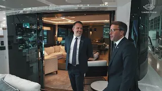 Sunseeker 88 Yacht Full Walkthrough Video At  Boot Düsseldorf 2024 with Tom Wills & Steve Handy