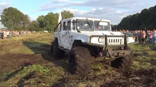 Hummer H GAZ 66 vs Renault 9 GTL vs Kriss off-road 4x4