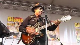 John Primer: It Only Takes One Minute - Zoetermeer Blues Festival 2011