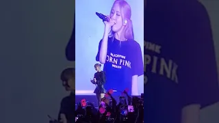 Rosé & Lisa forgets to sing in As If Its Your Last #blackpink #lisa #rosé #shorts #youtubeshorts