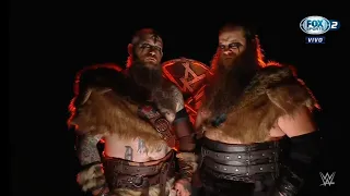The Viking Raiders mandan un mensaje a sus rivales en Smackdown - WWE Smackdown 24/06/2022 (Español)