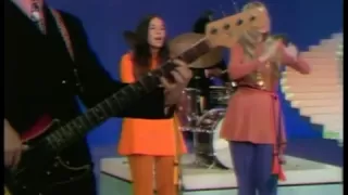 SERGIO MENDES AND BRASIL '66 - USTV 1969