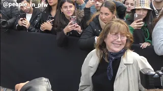 Jane Birkin - Défilé Acne Studios Printemps Été 2023 à Paris - 28.09.2022