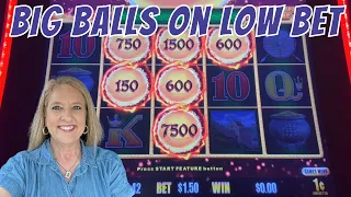 Big Balls Hit on a Low Bet  #slots #casino #slotmachine
