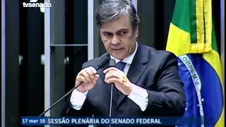 Para Cássio Cunha Lima, Dilma deu um golpe em si mesma e seu governo chega ao fim