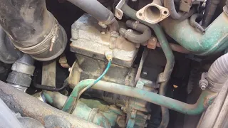 Air compressor on volvo d12