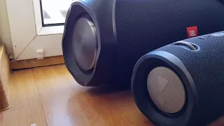 JBL Boombox, JBL Xtreme 2 and JBL Charge 4 Basstest