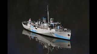 H.M.C.S Snowberry - Flower class Corvette in 1:72 acting as icebreaker