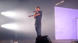 Stromae live aux Artefacts 2011 à Strasbourg - Alors on danse (Leçon 8)