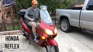 My friend bought a Honda Reflex! Weird modifications | Mitch's Scooter Stuff