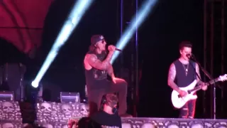 Avenged Sevenfold Carry On Live (First time played live ever) Rock USA 2013