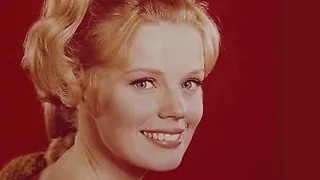 13 Sweet Photos Of Marta Kristen