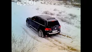 Touareg gp по снегу на подьём .( старые видео моего туарега ). Врр001