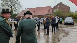 Schützenfest Burhafe 2023 - Fackelzug - Spielmannszug Holtgast - Marmor, Stein und Eisen bricht