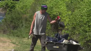 Houseless people being paid $20 an hour to pick up trash in Portland