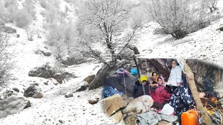 Heavy mountain snow and the six sisters cope with the cold with hot rice milk