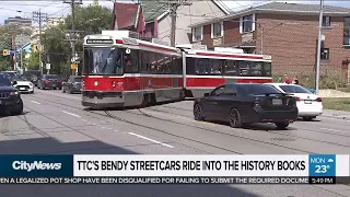 ‘Bendy’ streetcars take their last rides as TTC vehicles