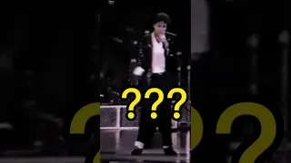 Michael Jackson forgets the lyrics to Billie Jean