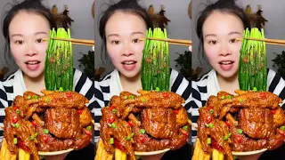 Yummy Spicy Food Mukbang, Braised Pork Belly With Chicken Feet And Green Vegetables #asmr #food