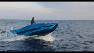 MAMBO: World’s First 3D Printed Fiberglass Boat by Moi Composites