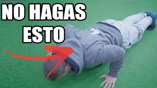 Nunca hagas FLEXIONES ASÍ - Los 7 ERRORES al hacer flexiones