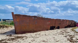 Wraki Statków na plaży na HELU Port Wojenny Hel Wraki Okrętów ORP WICHER II i GROM II