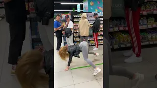 Танец в супермаркете | Люди в шоке!