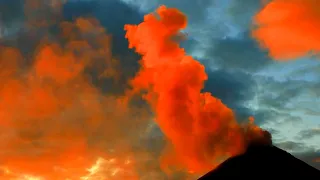 ERUPTION OF KARYMSKY VOLCANO - Kamchatka Peninsula