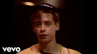 Haircut 100 - Love Plus One (Live from Top Of The Pops, 11th February 1982)