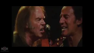 Bruce Springsteen w/ Neil Young - Rockin' in the Free World (Live 2004-10-05)