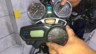 Yamaha Fazer 250 2006 com o Painel da Fazer 250 2012 sera se da certo ?