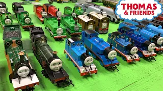 HORNBY vs BACHMANN THOMAS & FRIENDS LOCOMOTIVES - My HO/OO Scale Collection