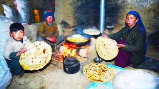 Organic Mountain Village life | Children Helping their Mom |Village life in Afghanistan