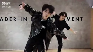 Lin Qiunan cover dance vdo with his handsome friend 🔥❤️