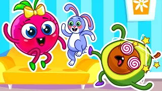 🦈 Jump, Swim, Fly! 🐸🦓🐦 Animal Dance Song || VocaVoca 🥑 Kids Songs And Nursery Rhymes