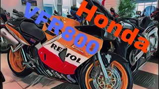 Обзор мотоцикла Honda VFR800 Repsol без пробега по РФ