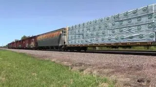 BNSF 2801 West at West Saunders, WI