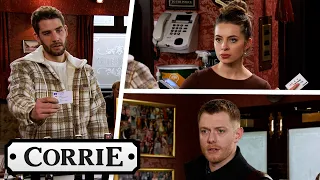 Daisy Accuses the Wrong Man of Sending Her Flowers | Coronation Street