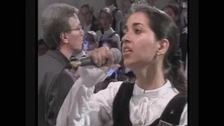 AVE MARIA BEM BRASILEIRA - Meninas Cantoras de Petrópolis