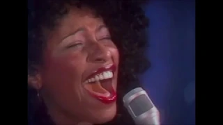 Chaka Khan / Roll Me Through The Rushes (TV - 1978)