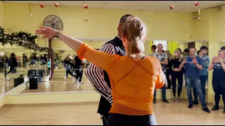 JJ и Лена Ромащенко. Salsa Demo