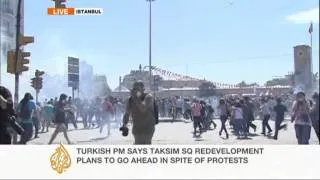 Police crack down on Istanbul protests