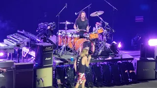 Foo Fighters "Somebody To Love" (Queen Cover) @ Dolby Live at Park MGM, Las Vegas NV  12/02/21