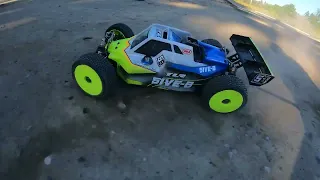 Home Built Losi 5ive B demolishes Backyard RC Track!