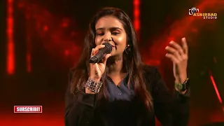Bahut Pyaar Karte Hai | Saajan | 90's Best Hindi Romantic Songs | Mou Mukherjee Live Singing