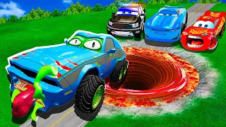 ZOMBIE Pit Transform In Beast Lightning McQueen & Big & Small Pixar Cars! Beam.NG Drive!