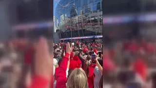 VIDEO | Patrick Mahomes and Travis Kelce celebrate during Kansas Chiefs Super Bowl parade