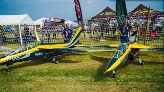 GIANT 2X 110KG RC SCALE MODEL AIRPLANES ALPHA JETS | TEAM RED BULL | MODELLTAGE THÜRINGEN 2018